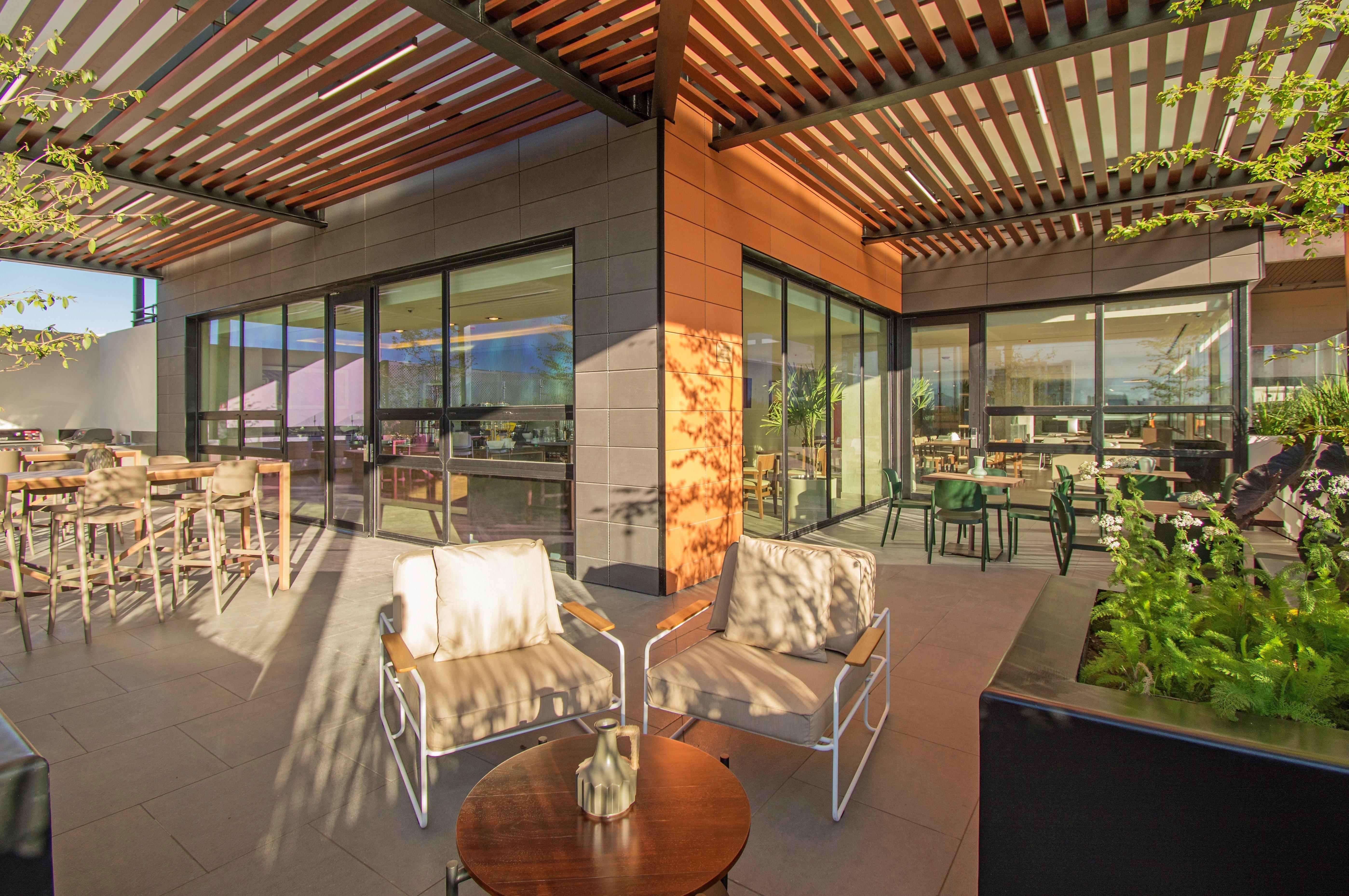 Staybridge Suites - Guadalajara Novena By Ihg Extérieur photo